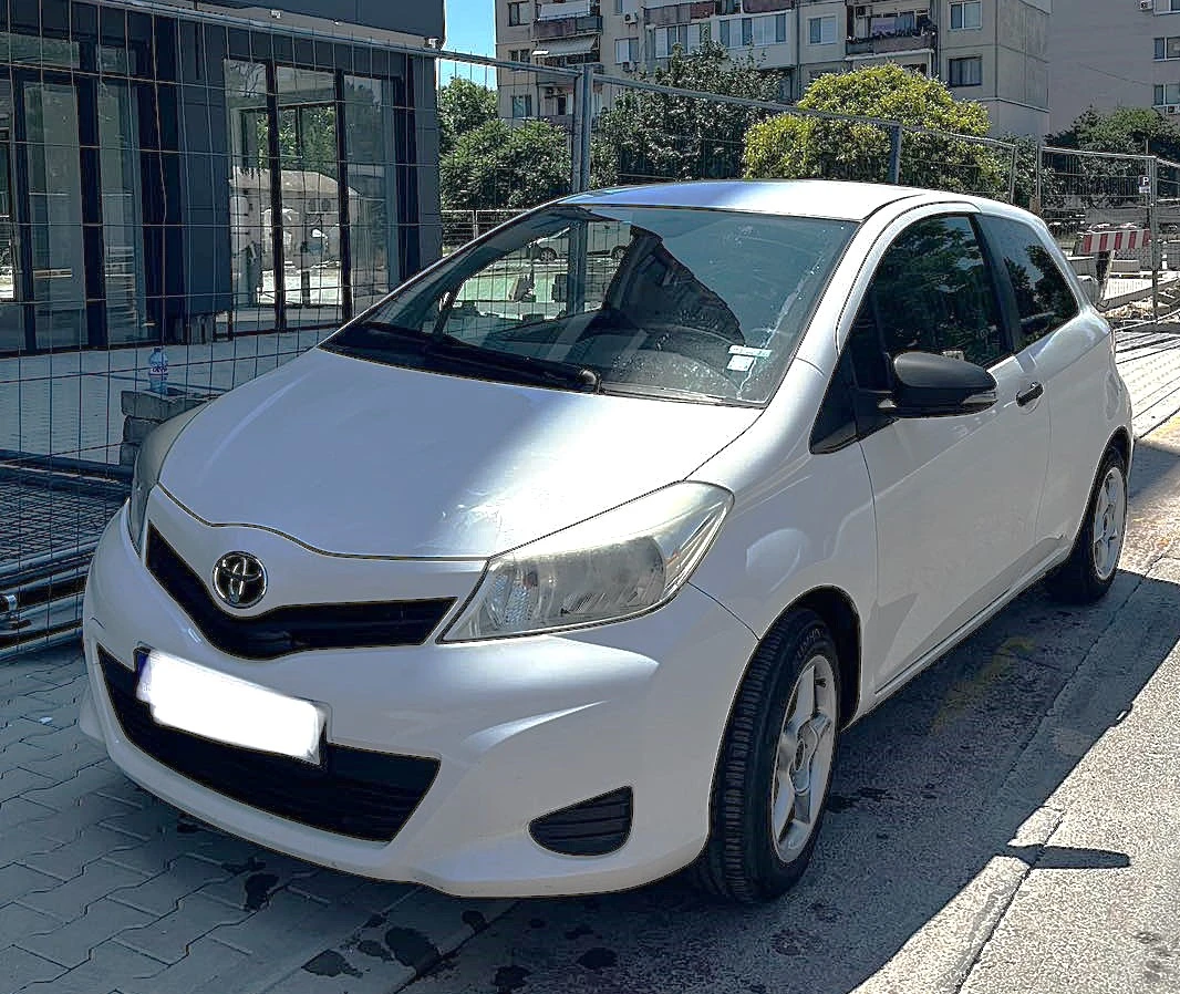 Toyota Yaris 1.0 MT - изображение 2