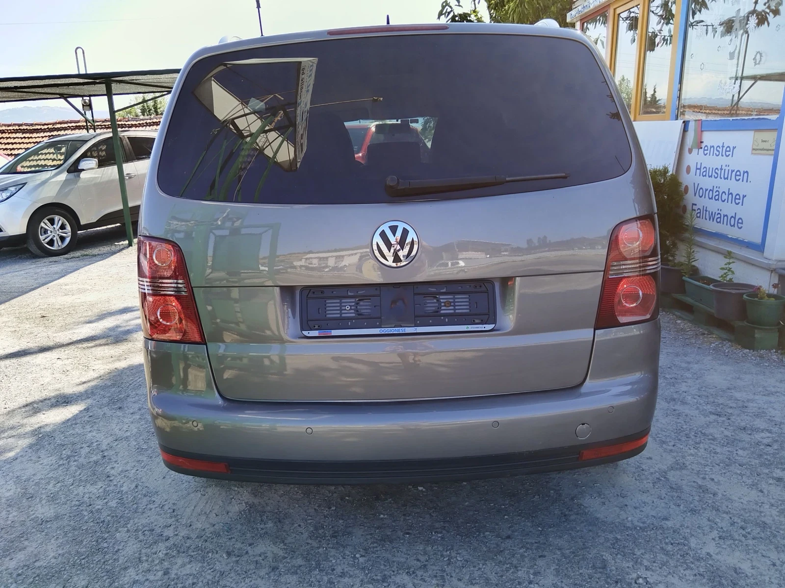 VW Touran 2000D 7mesta Ful ekstri  - изображение 8