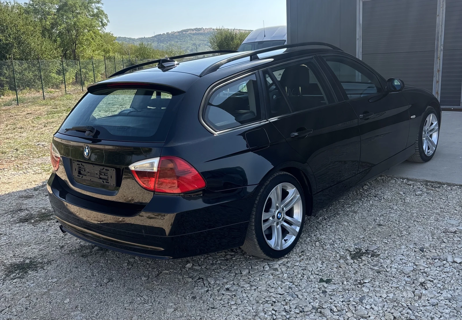BMW 320 2.0 D - изображение 7