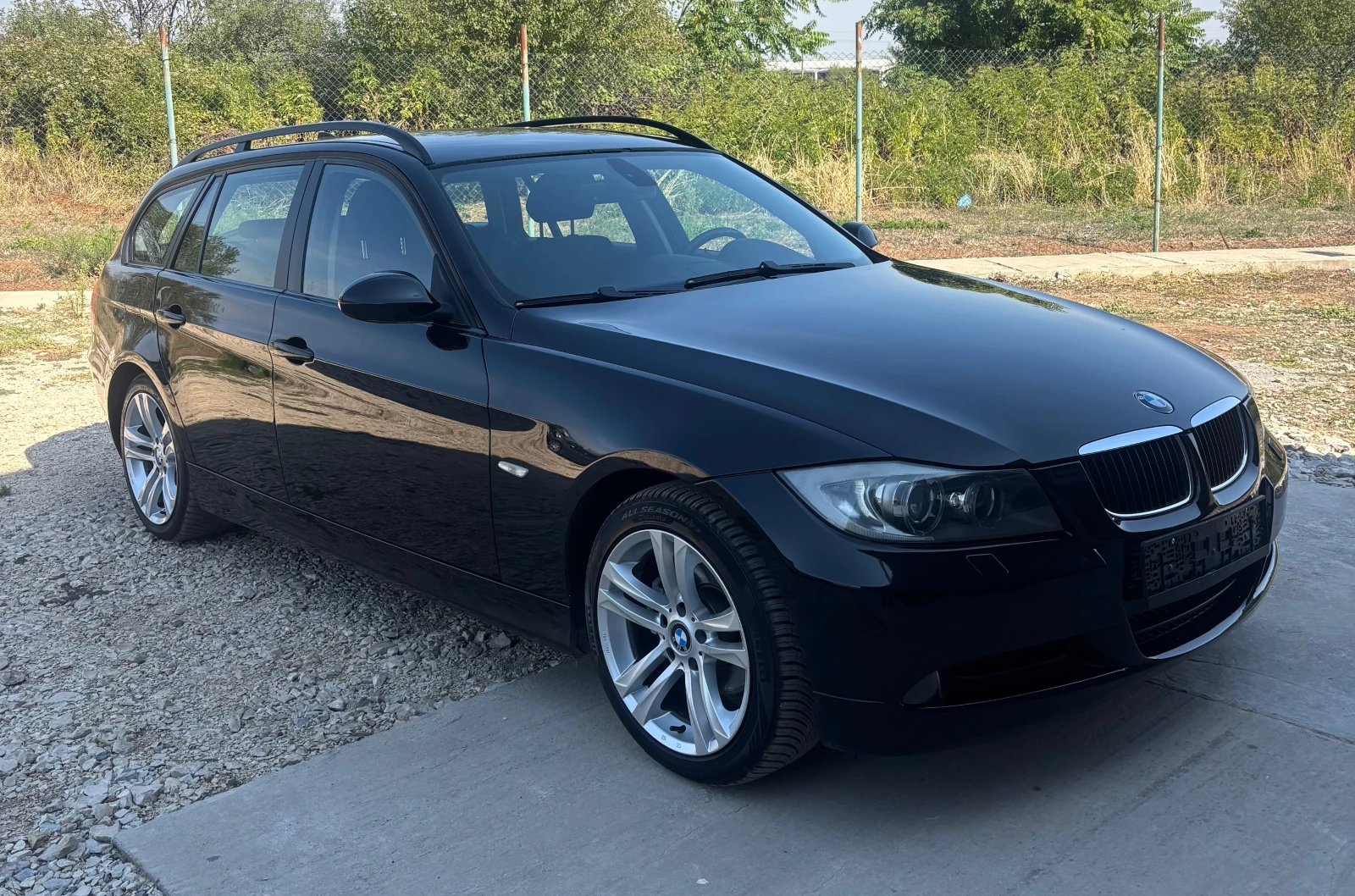 BMW 320 2.0 D - изображение 2