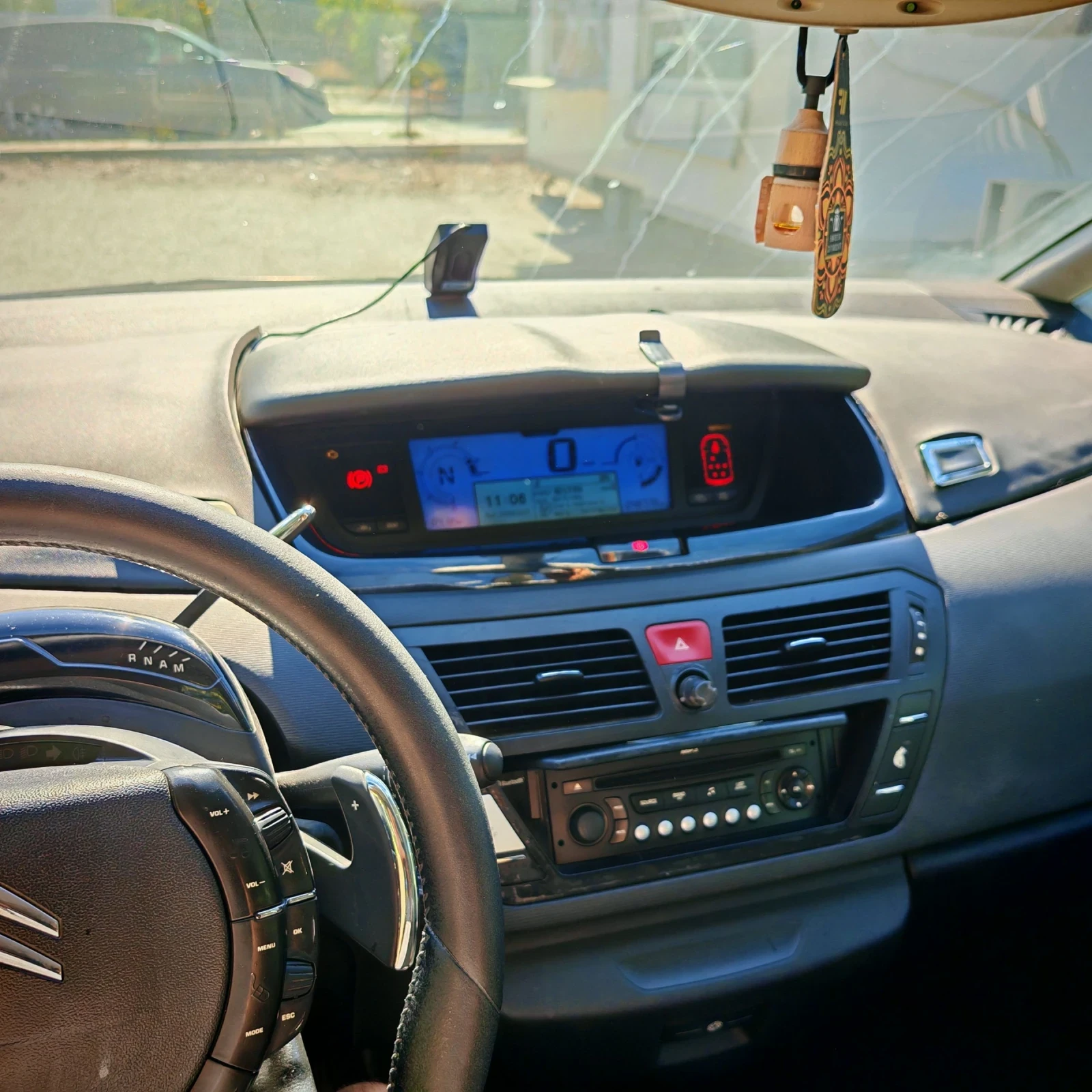Citroen Grand C4 Picasso  - изображение 5