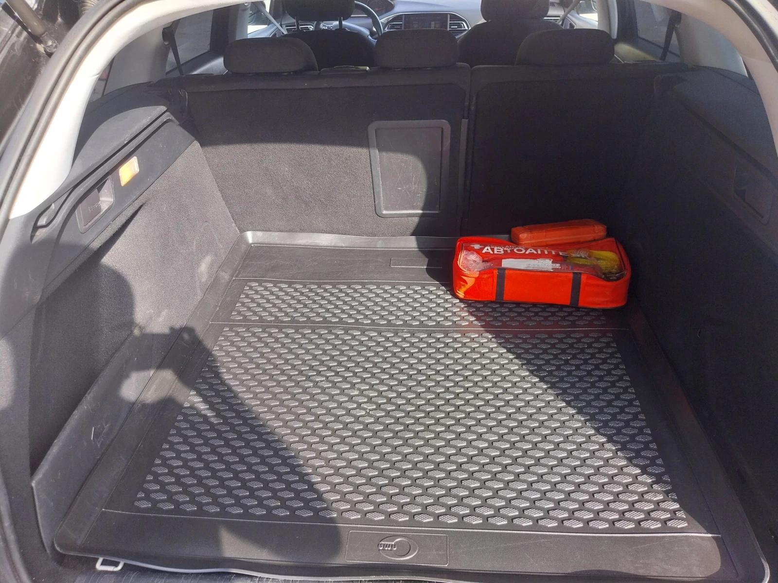 Peugeot 308  - изображение 8