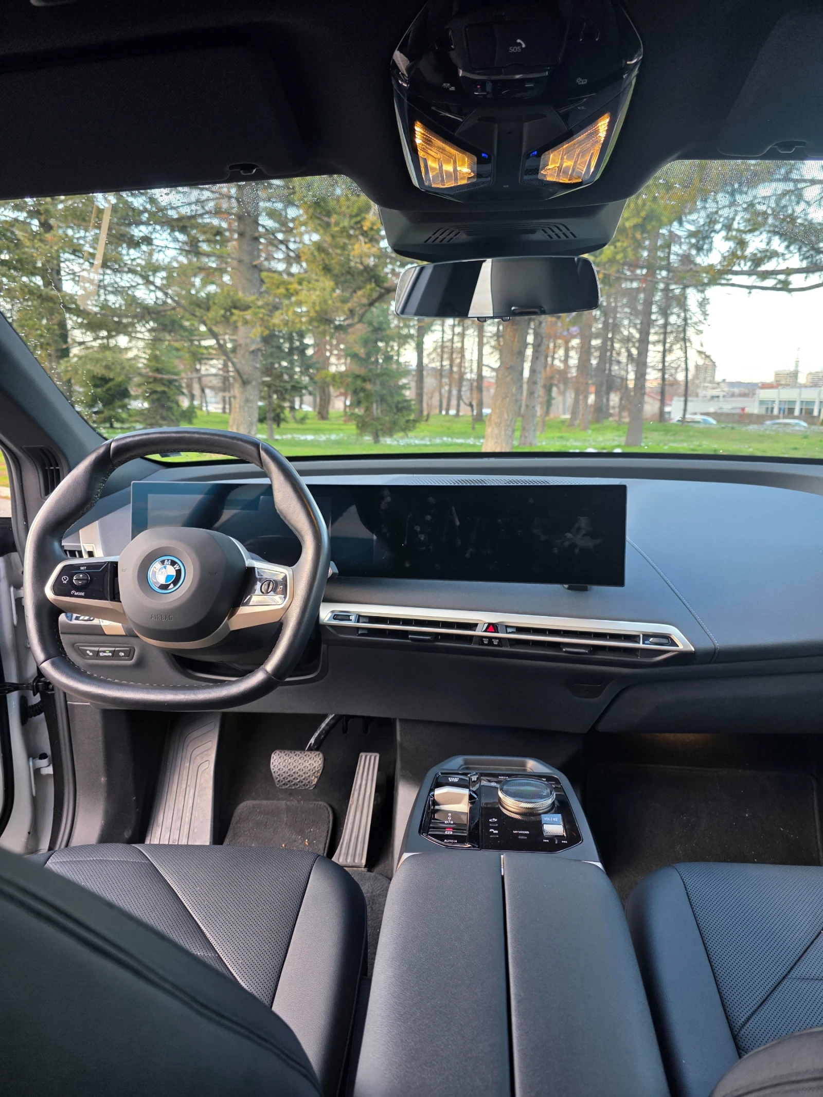 BMW iX xDrive40 Laser/360/SkyLounge/HK/СЕРТИФИКАТ - изображение 5