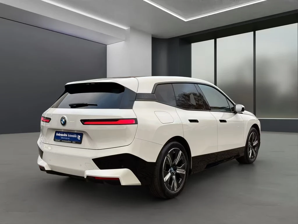 BMW iX xDrive40 Laser/360/SkyLounge/HK/СЕРТИФИКАТ - изображение 4
