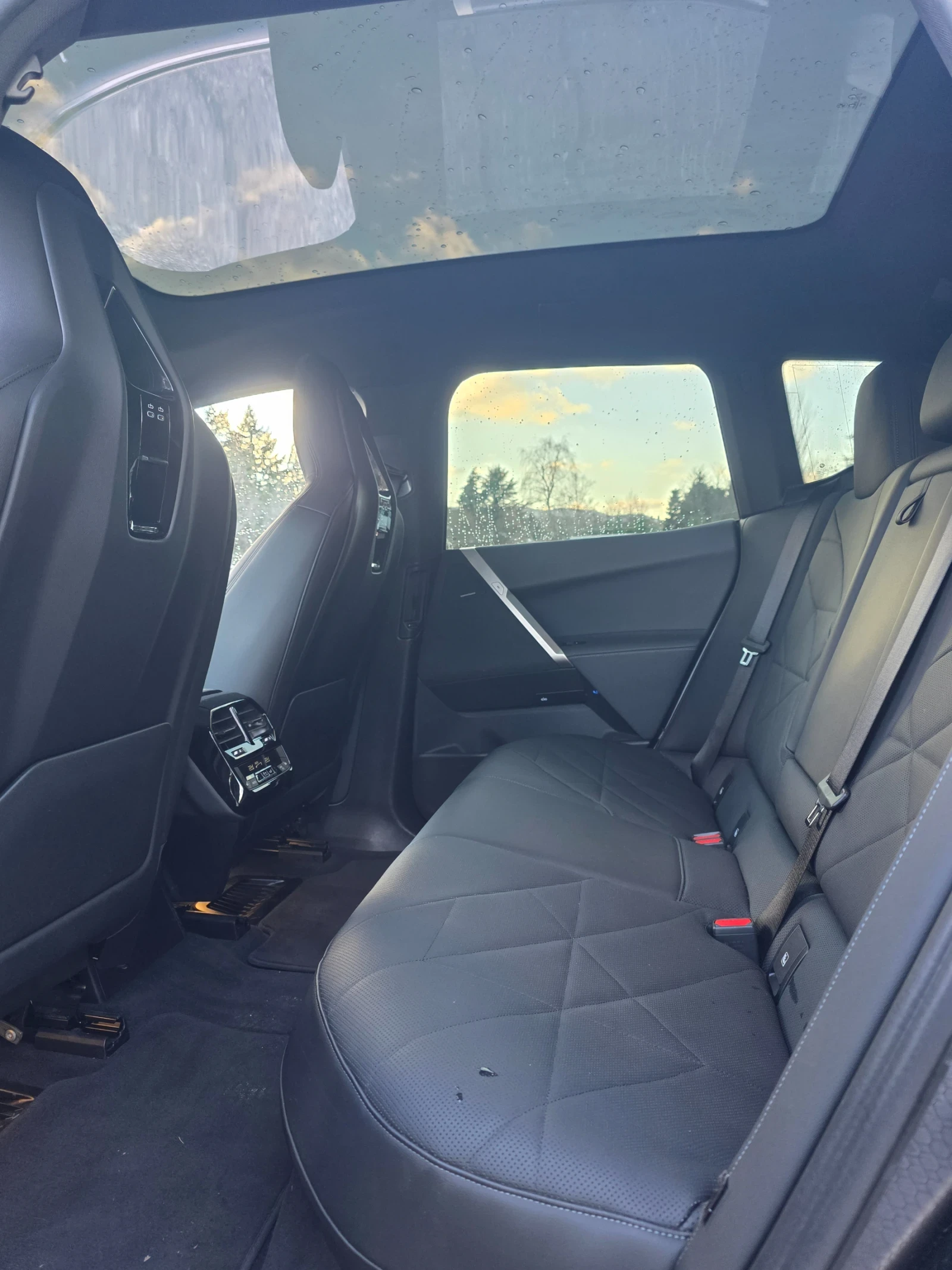 BMW iX xDrive40 Laser/360/SkyLounge/HK/���������� | Mobile.bg � ����������� 15