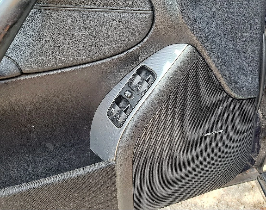 Mercedes-Benz 230  - изображение 9