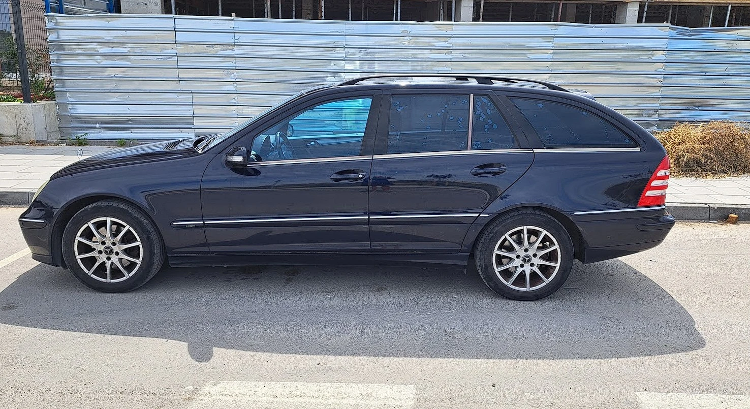 Mercedes-Benz 230  - изображение 2