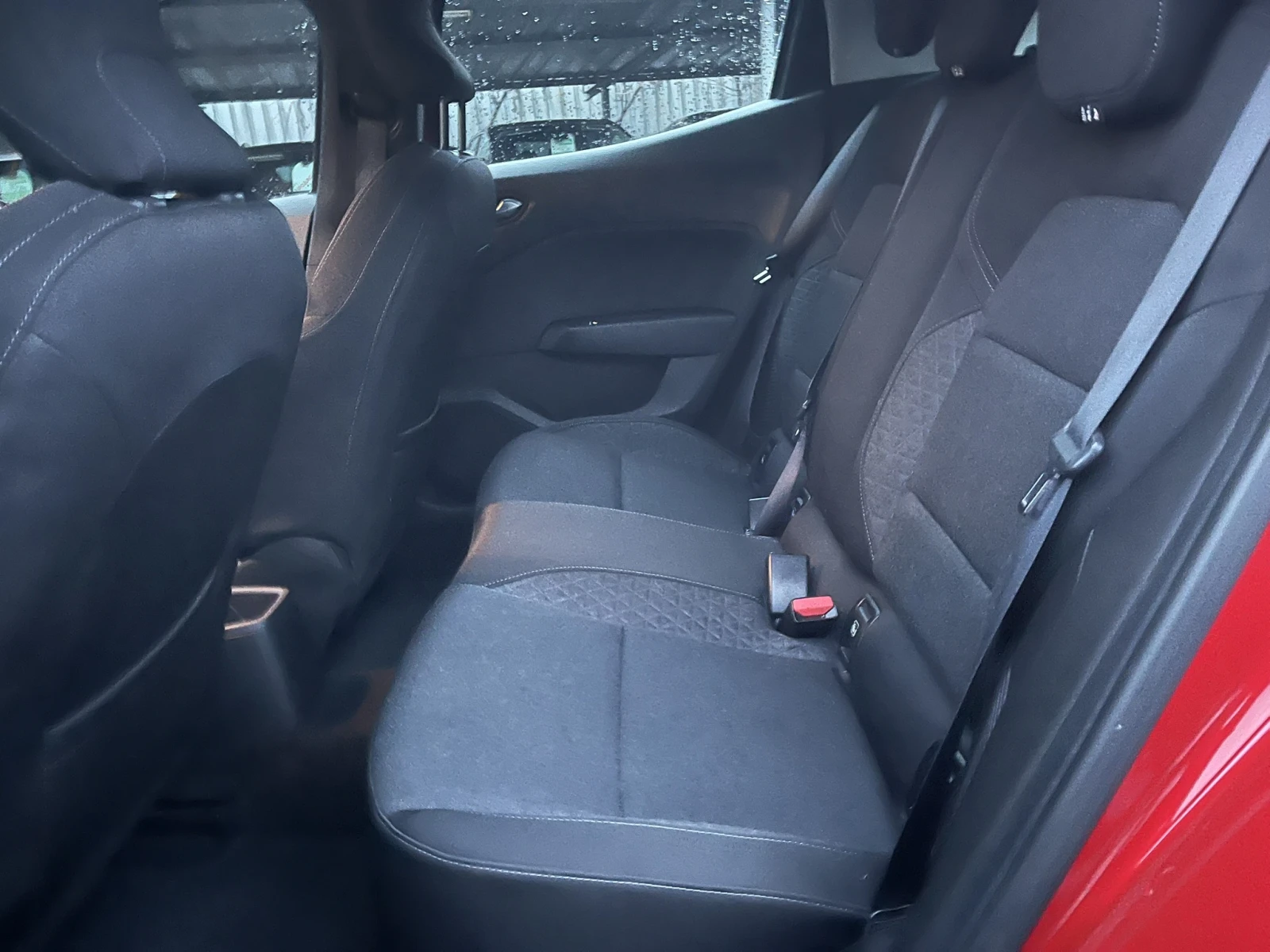 Renault Clio 1.6 E-Tech Hybrid Automatic - изображение 10