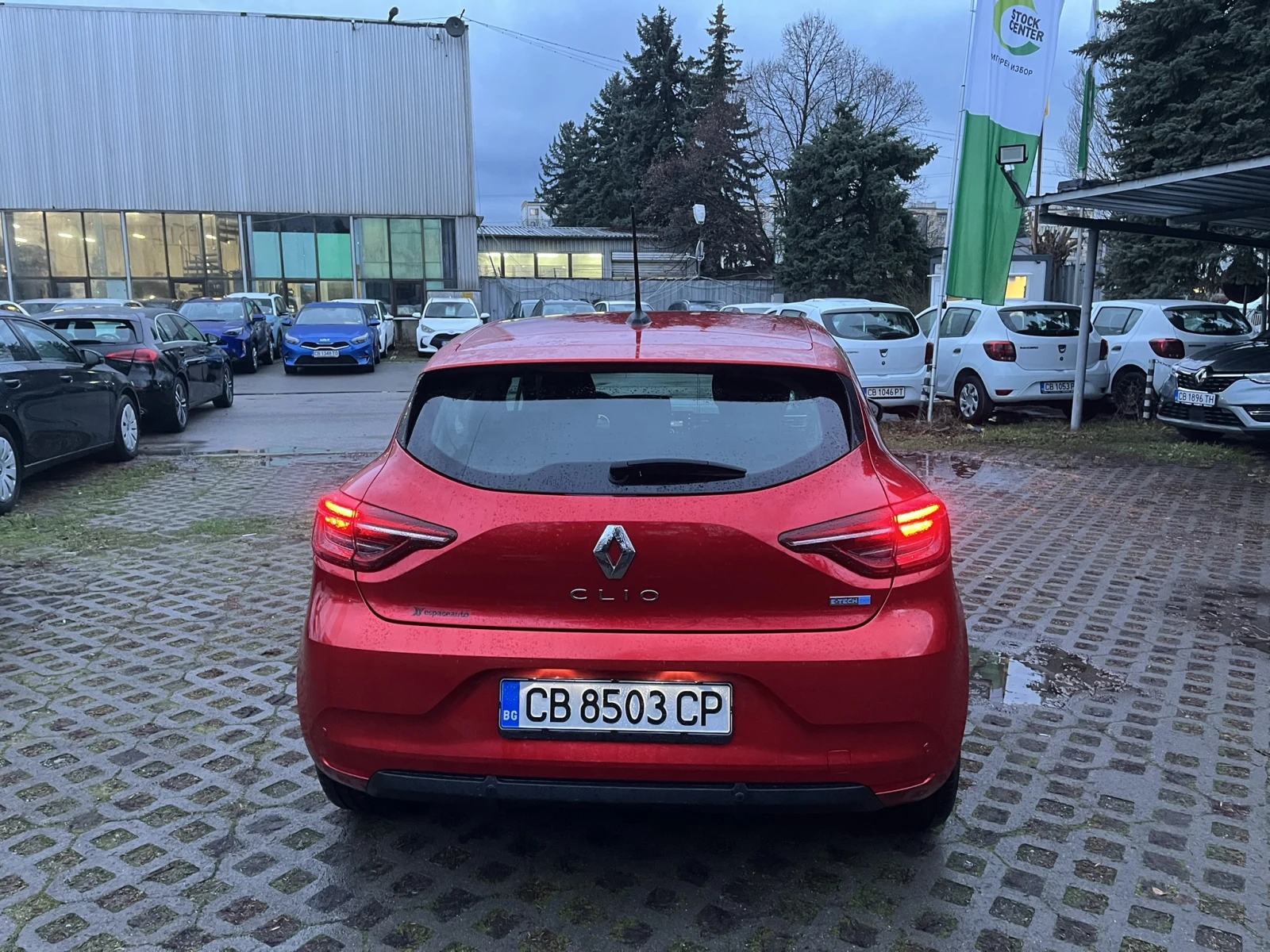 Renault Clio 1.6 E-Tech Hybrid Automatic - изображение 5