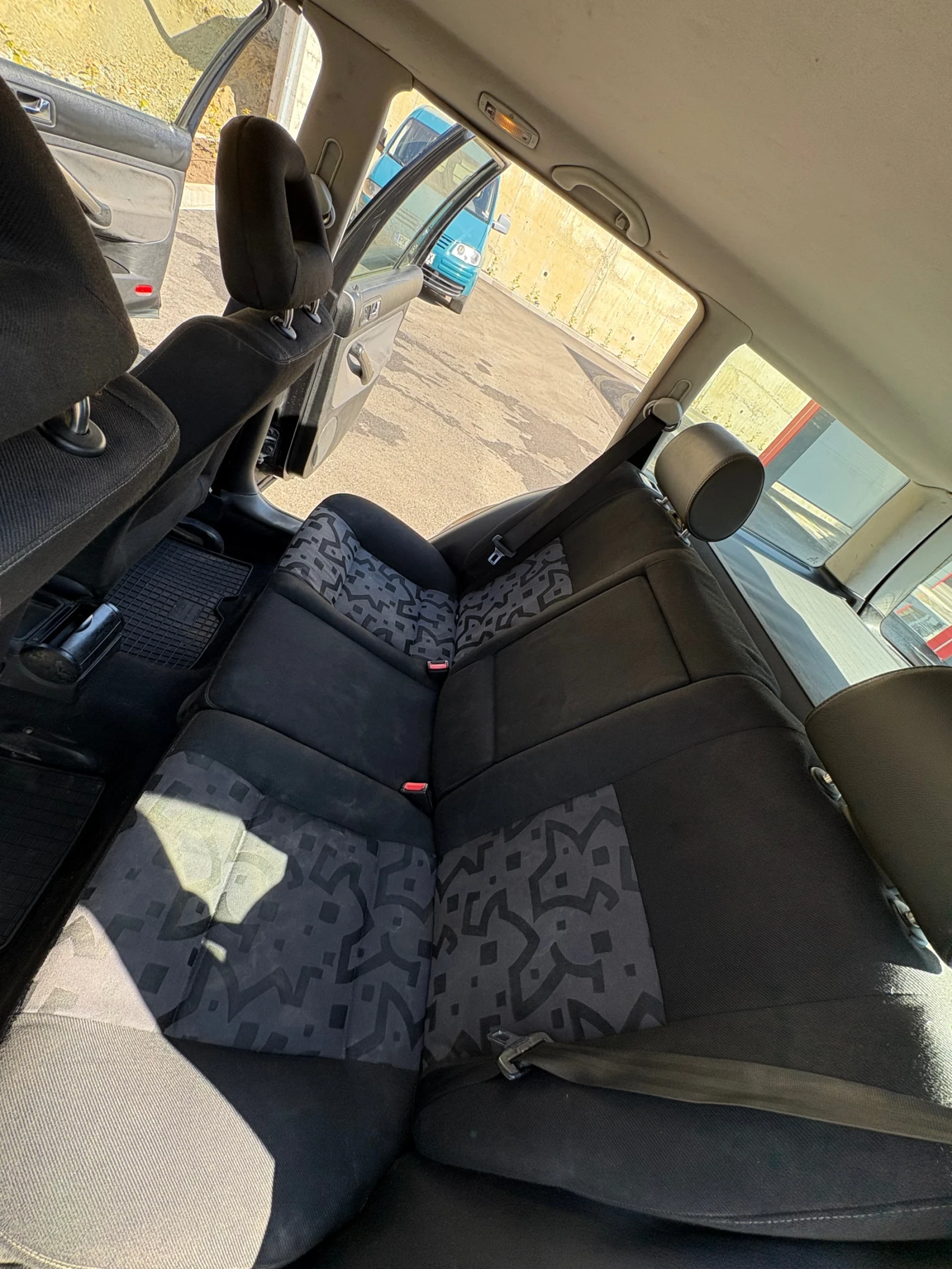 VW Bora, снимка 15 - Автомобили и джипове - 53851008