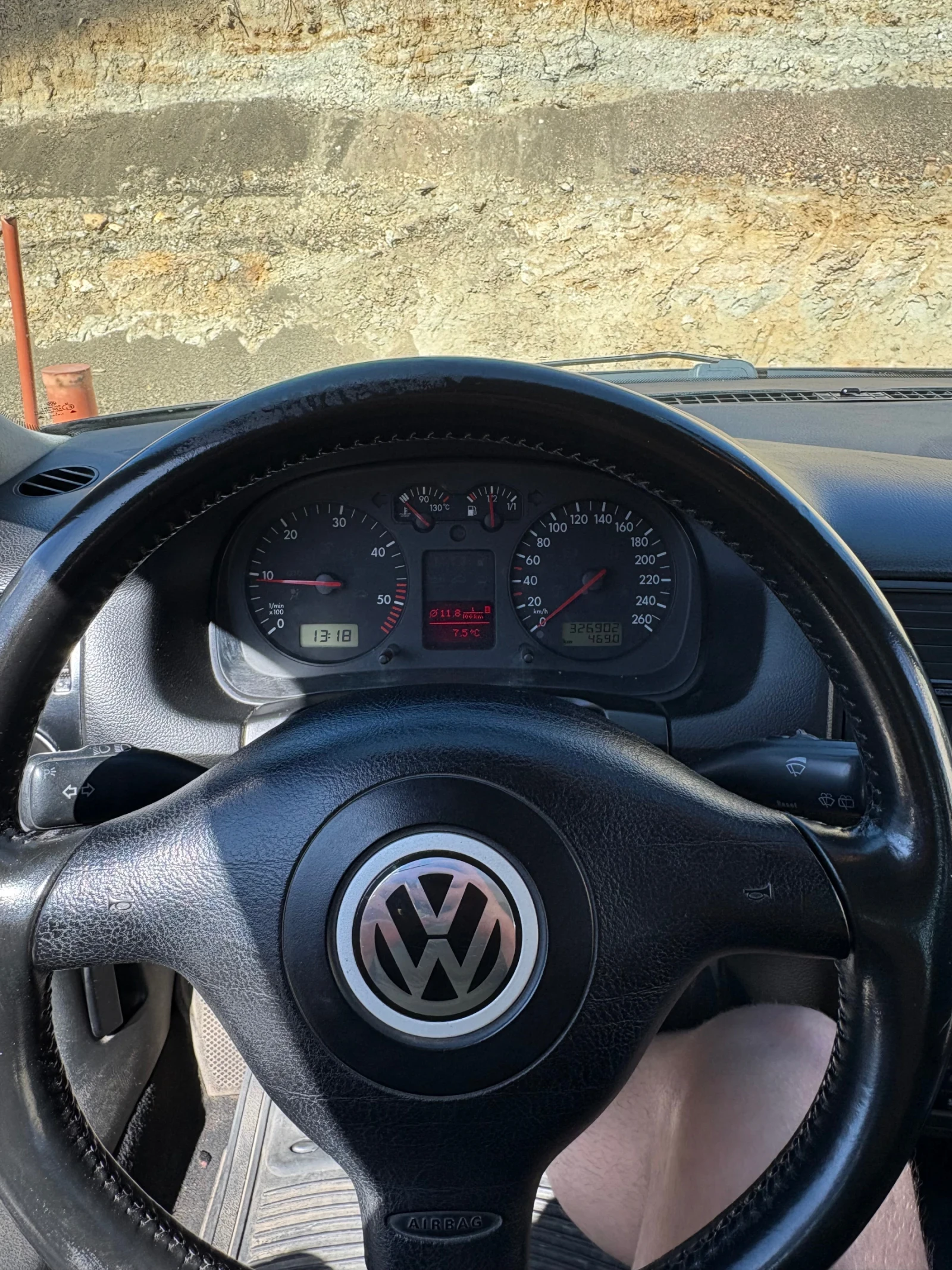 VW Bora, снимка 12 - Автомобили и джипове - 53851008