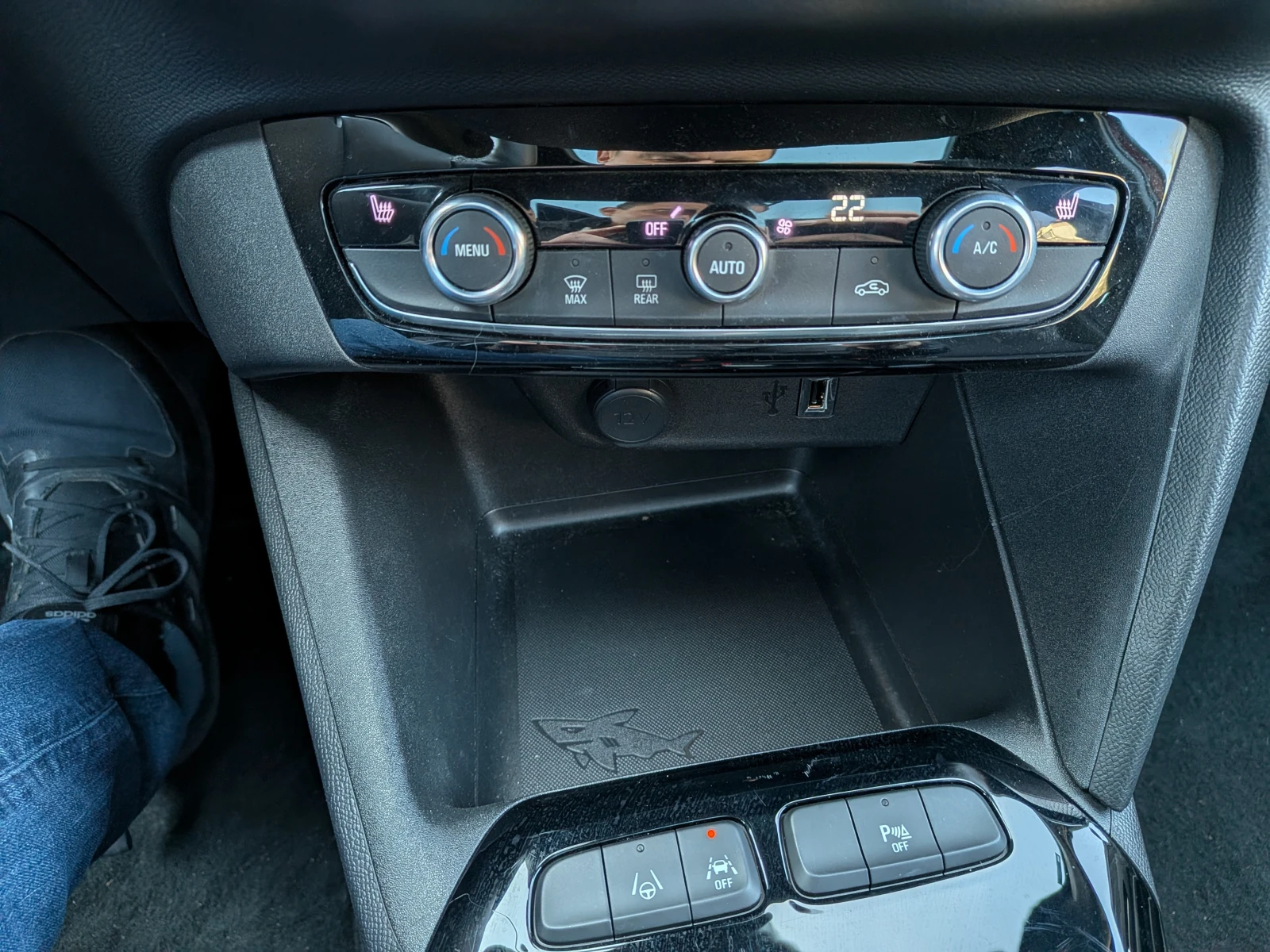 Opel Corsa e GS, снимка 12 - Автомобили и джипове - 53986972