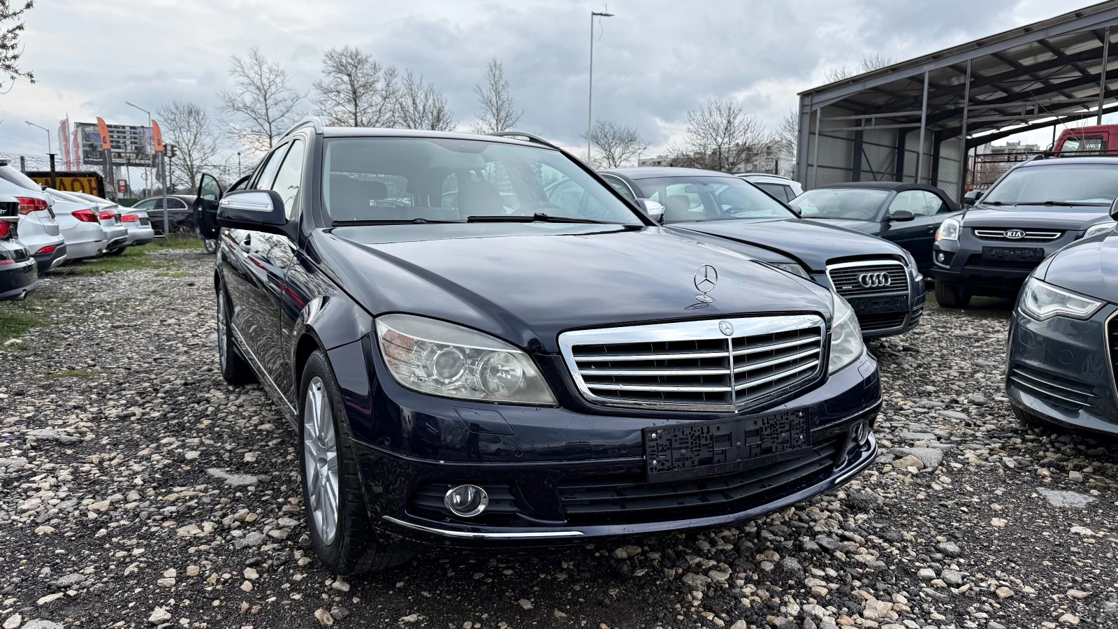 Mercedes-Benz C 200 2.2cdi Автоматик Ел.багажник, снимка 2 - Автомобили и джипове - 54033114