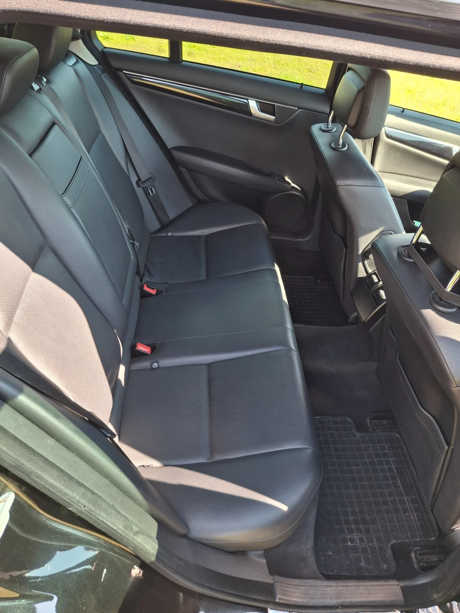 Mercedes-Benz C 180 2.2 CDI , снимка 9 - Автомобили и джипове - 54295962