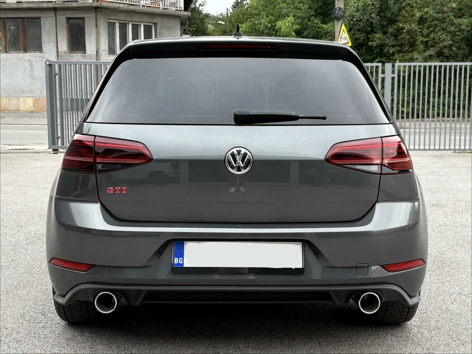VW Golf 7.5, 1.5TGI, KEYLESS, DISTRONIC, снимка 5 - Автомобили и джипове - 54317778