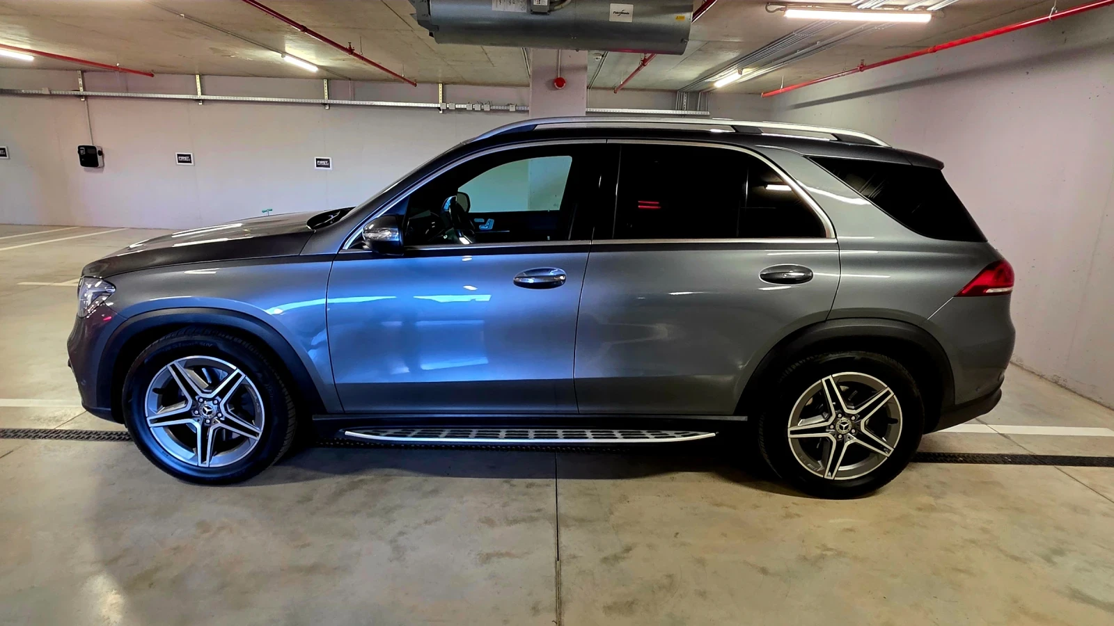 Mercedes-Benz GLE 450 DISTR+ * BURMESTER* HUD* 360* PANO, снимка 4 - Автомобили и джипове - 54608807