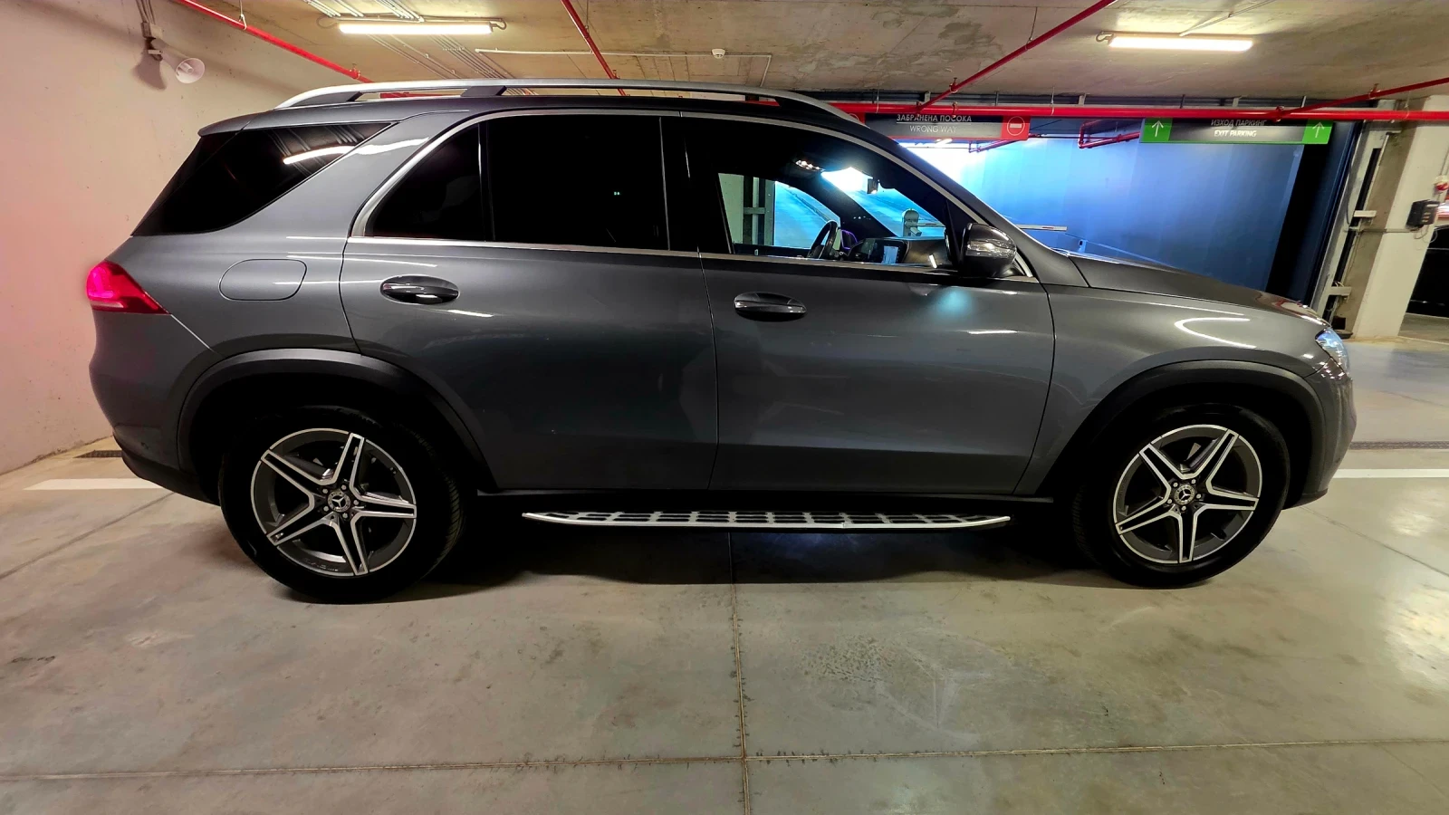 Mercedes-Benz GLE 450 DISTR+ * BURMESTER* HUD* 360* PANO, снимка 8 - Автомобили и джипове - 54608807