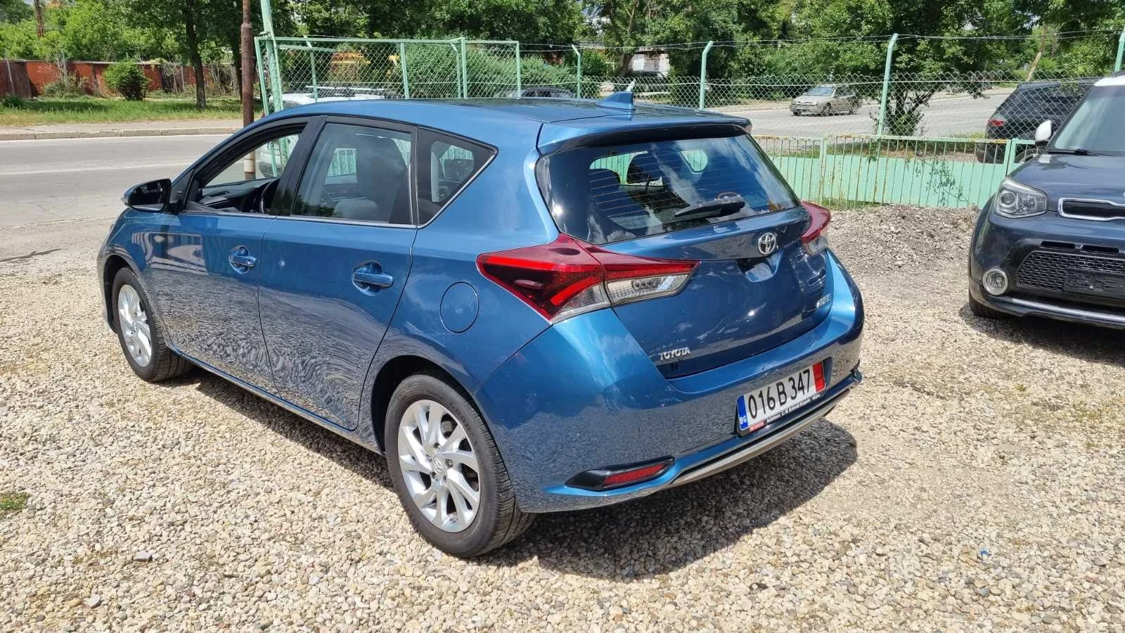 Toyota Auris 1.2Ti/116kc, ������, ���� 6., 4 ���������, ������  | Mobile.bg � ����������� 4