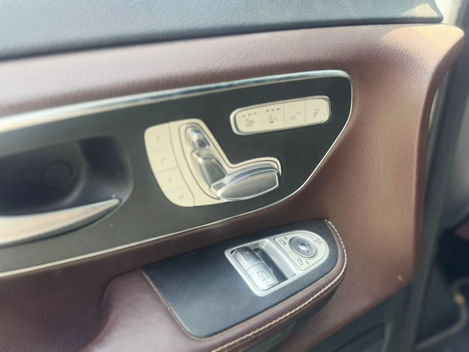 Mercedes-Benz V 300 Очакван Внос  V250d LongAMG LineDesignoEdition , снимка 8 - Автомобили и джипове - 55039218
