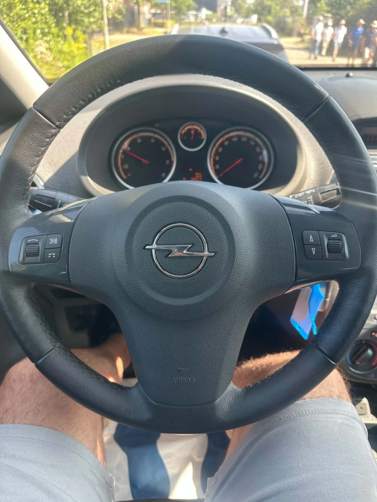 Opel Corsa, снимка 12 - Автомобили и джипове - 55253205