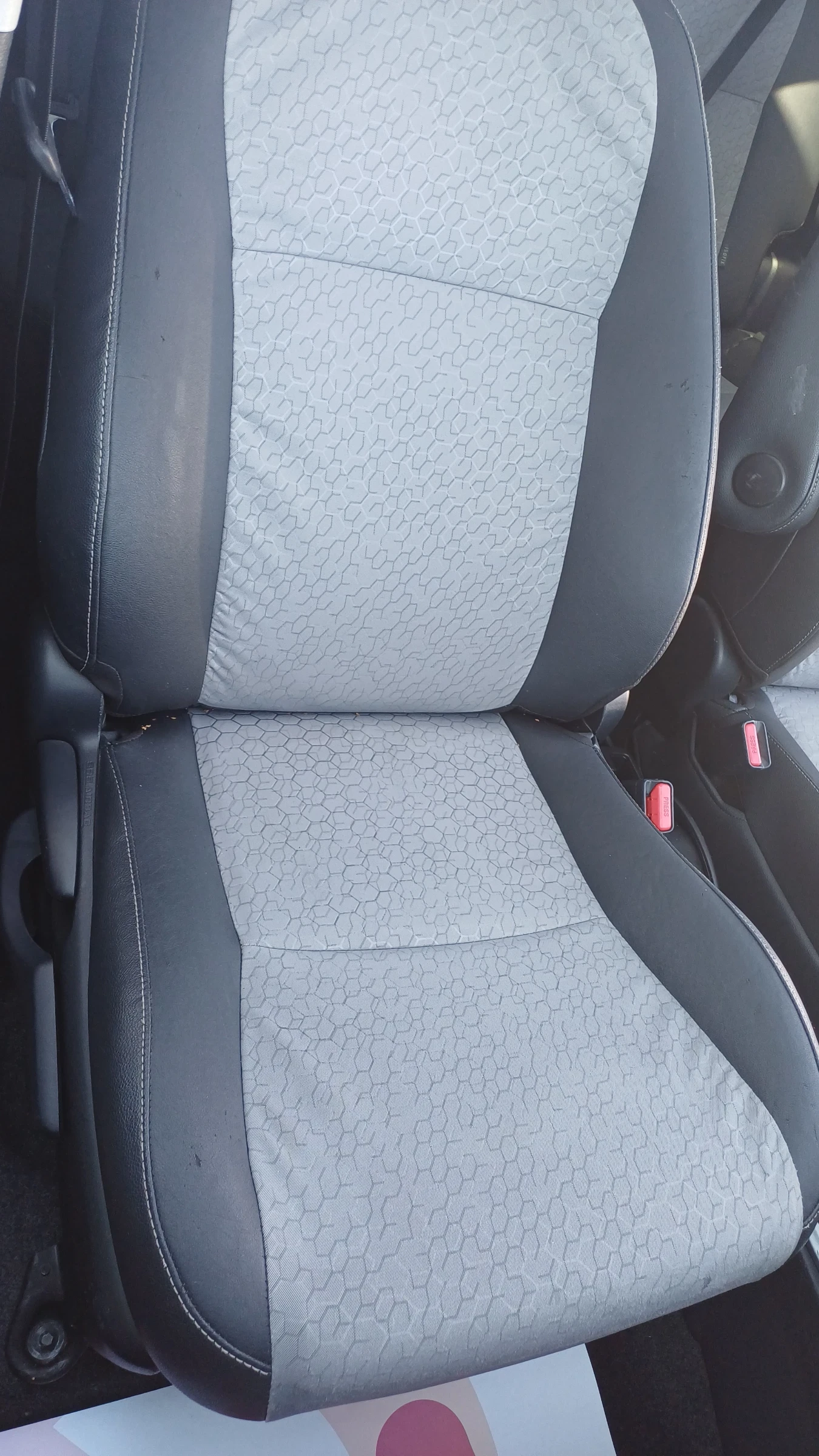 Toyota Yaris BENZ EURO 5B, снимка 10 - Автомобили и джипове - 55442395