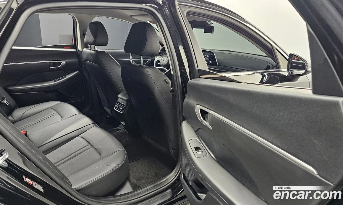 Hyundai Sonata 2.0 Smart, снимка 11 - Автомобили и джипове - 55676664