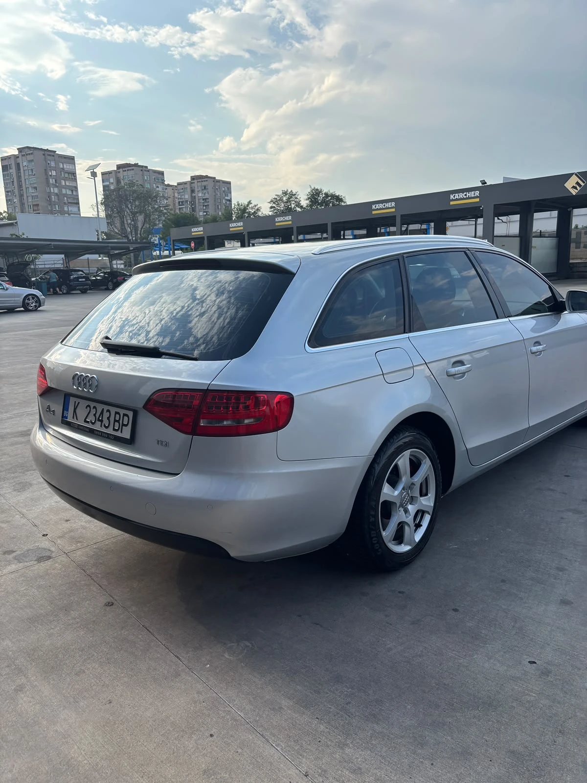 Audi A4 2.0TDİ Автомобил без катастрофи, в отлично съ, снимка 5 - Автомобили и джипове - 55737130
