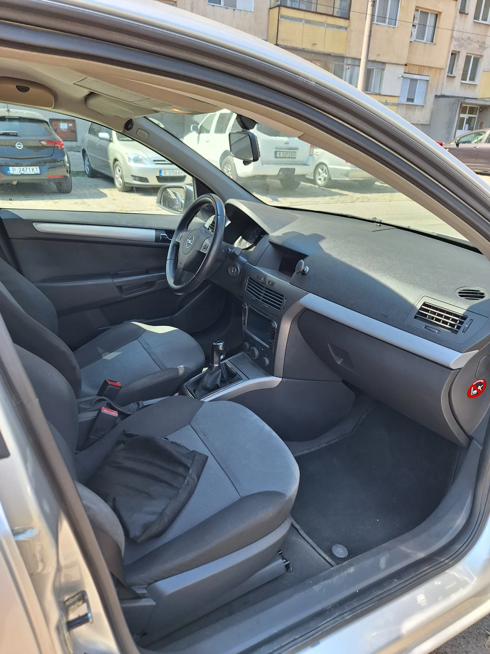 Opel Astra Astra H, снимка 11 - Автомобили и джипове - 55745076
