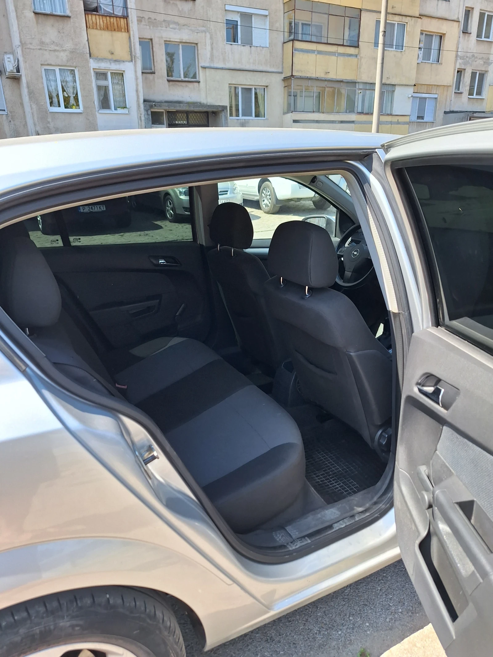 Opel Astra Astra H, снимка 12 - Автомобили и джипове - 55745076