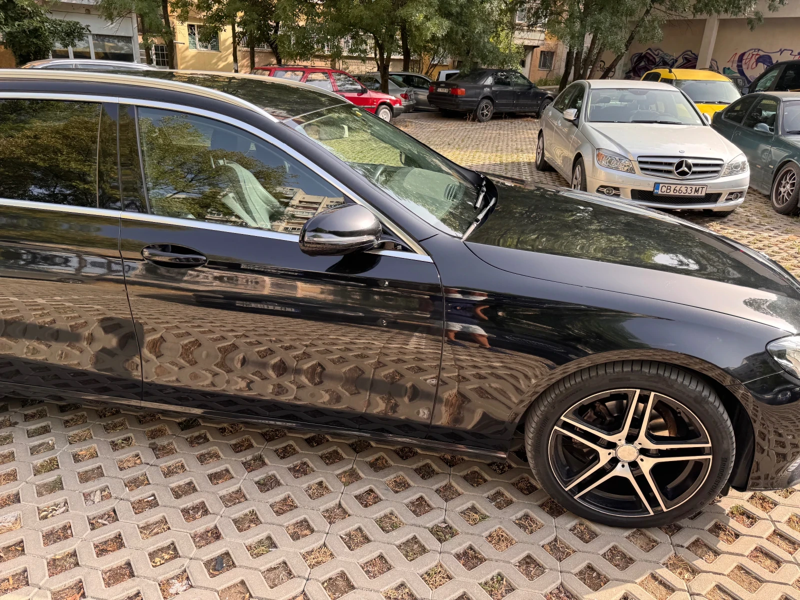 Mercedes-Benz E 220, снимка 4 - Автомобили и джипове - 55866514