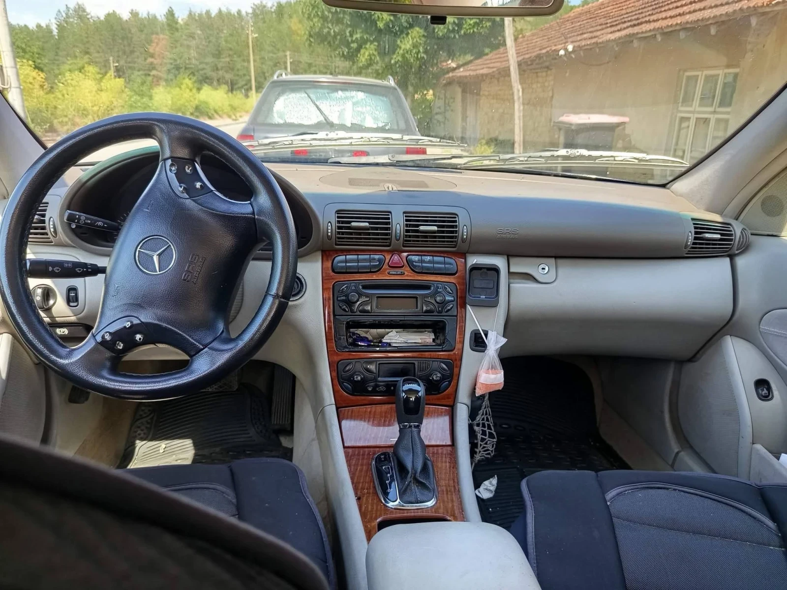 Mercedes-Benz C 220 2.2 cdi, снимка 2 - Автомобили и джипове - 55903547