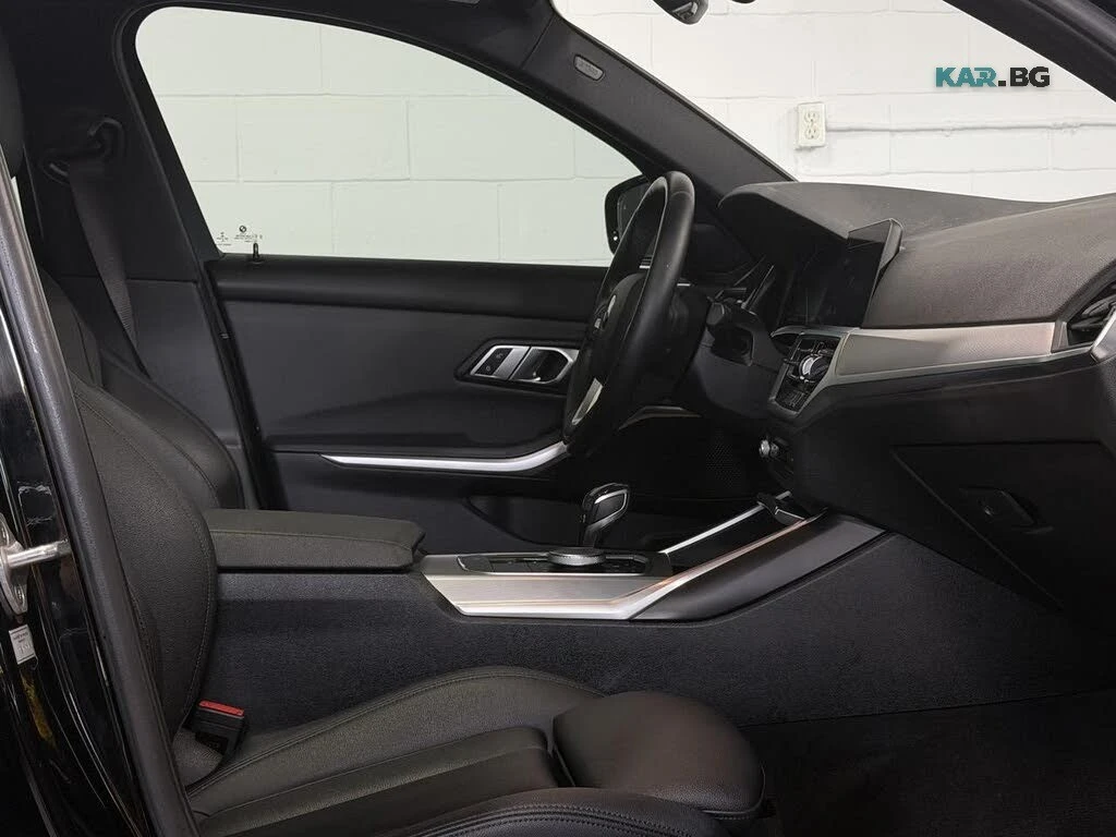 BMW 330 xDrive * АвтоКредит * (ЦЕНА ДО БГ), снимка 11 - Автомобили и джипове - 55972979