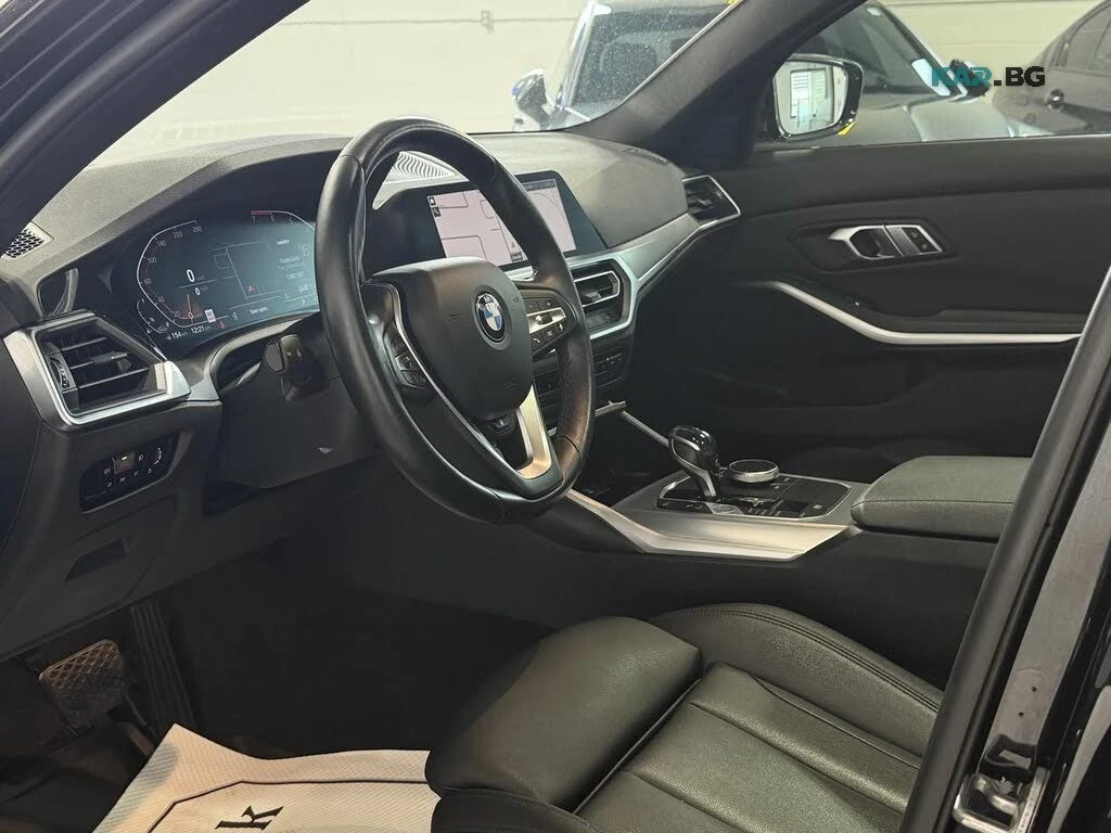 BMW 330 xDrive * АвтоКредит * (ЦЕНА ДО БГ), снимка 6 - Автомобили и джипове - 55972979
