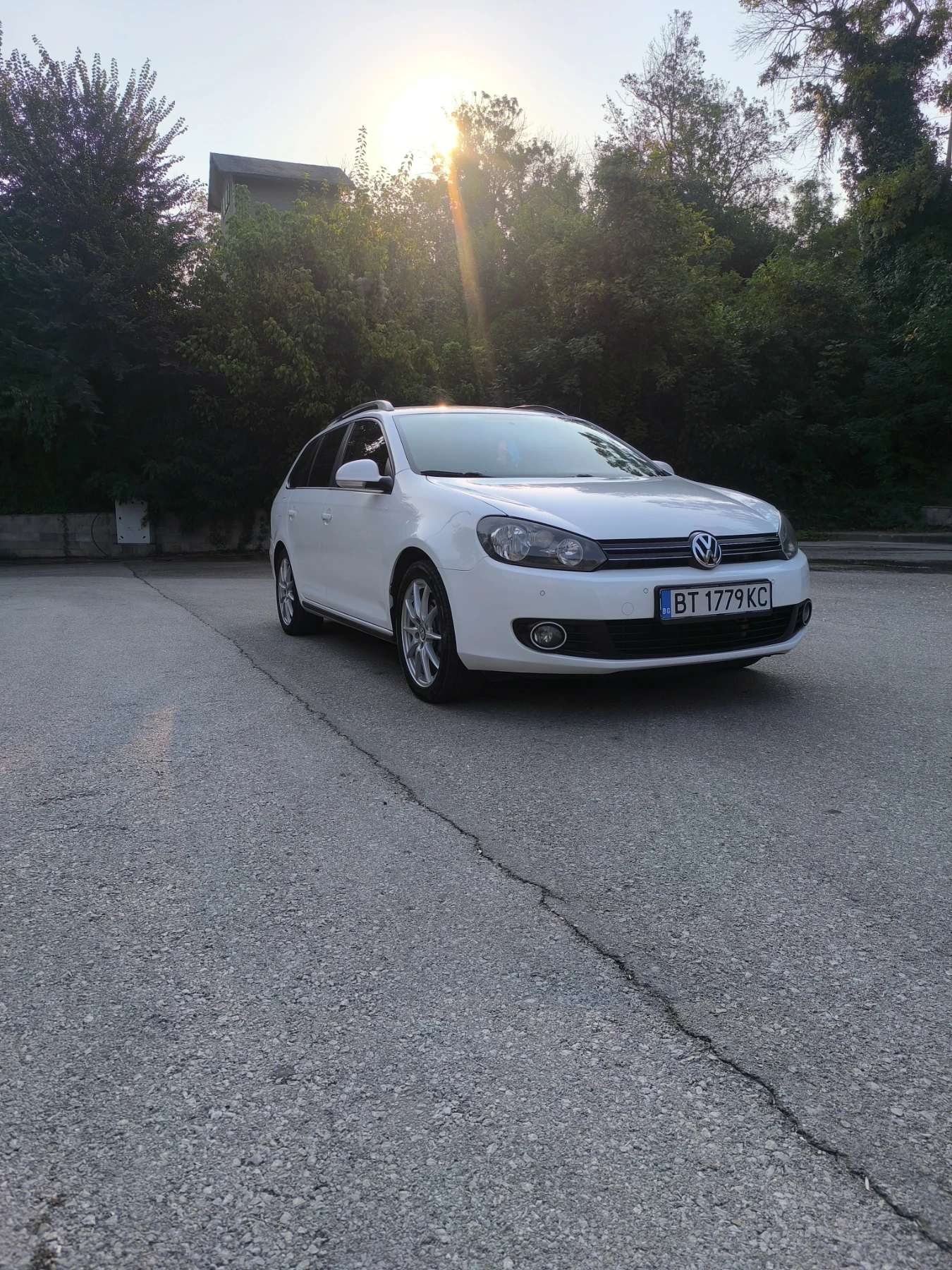 VW Golf, снимка 2 - Автомобили и джипове - 56121834