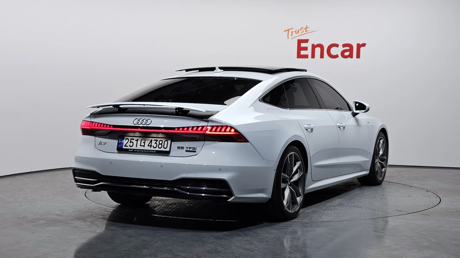 Audi A7 55 TFSI quattro* B&O* BLIND SPOT* 360* КРАЙНА ЦЕНА, снимка 2 - Автомобили и джипове - 56133673