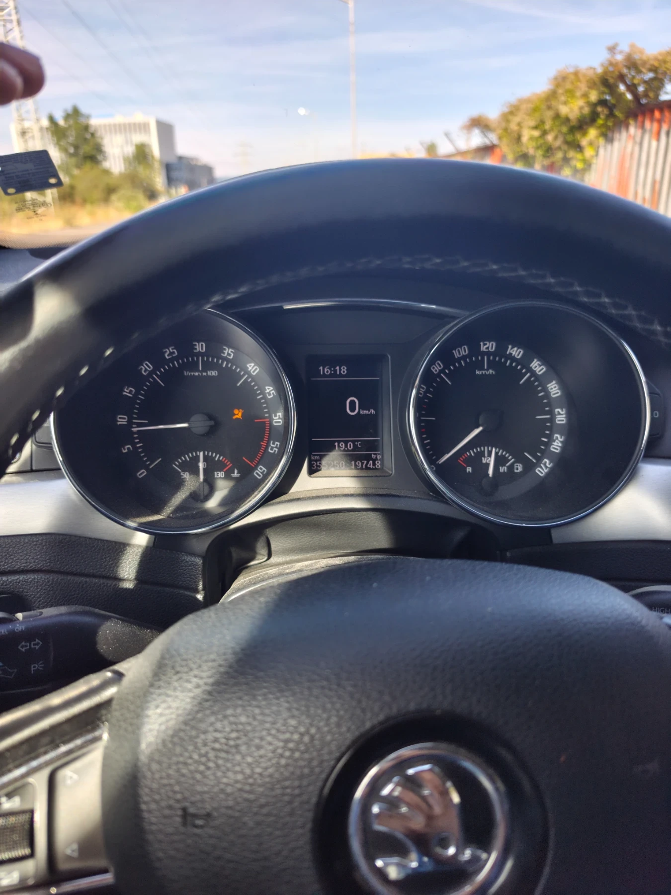 Skoda Superb 2.0 TDI 140к.с., снимка 9 - Автомобили и джипове - 56328066