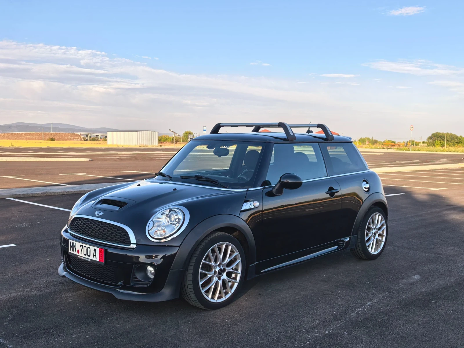 Mini Cooper s 2.0SD John Cooper Works , снимка 3 - Автомобили и джипове - 56377513