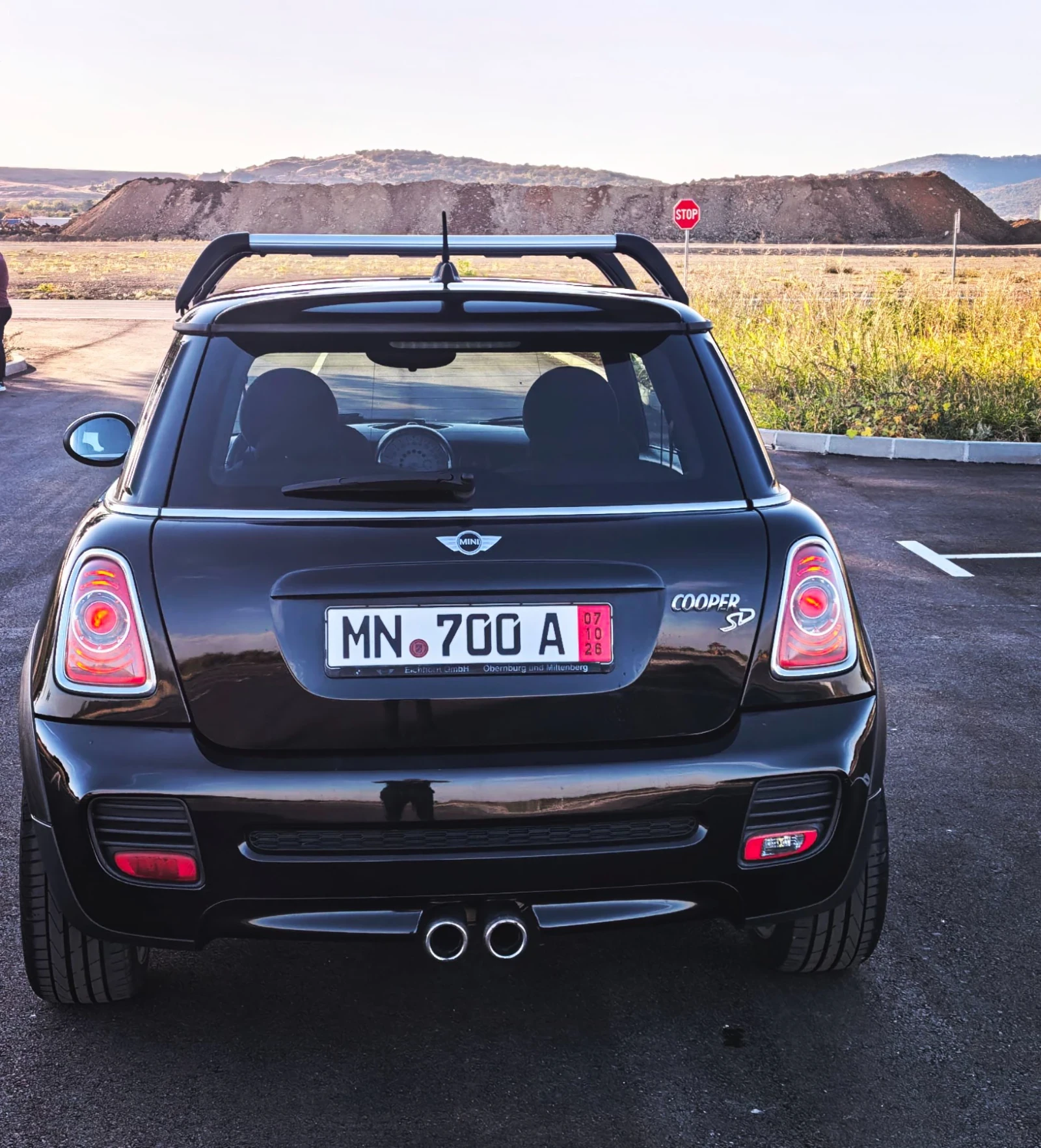 Mini Cooper s 2.0SD John Cooper Works , снимка 17 - Автомобили и джипове - 56377513