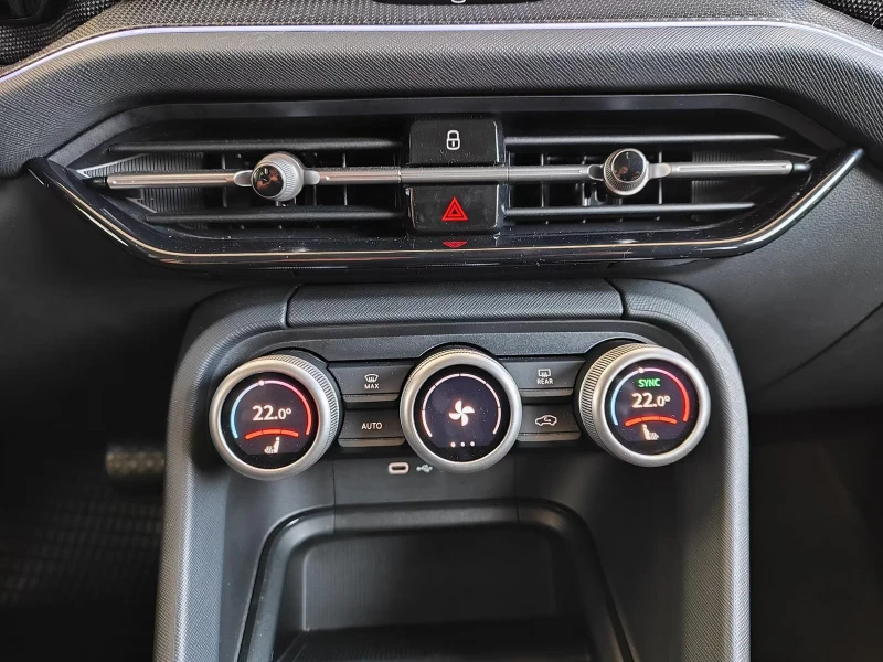 Skoda Kodiaq 1.5TSI/mHEV/150HP/NAVI/CAM/MEMO/LED/VCONTROL/693f, снимка 13 - Автомобили и джипове - 51595088