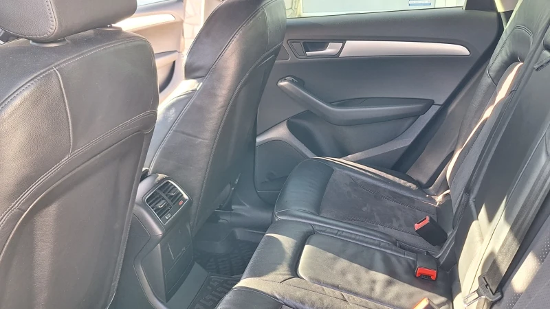 Audi Q5 3.0TDI, снимка 8 - Автомобили и джипове - 52641972