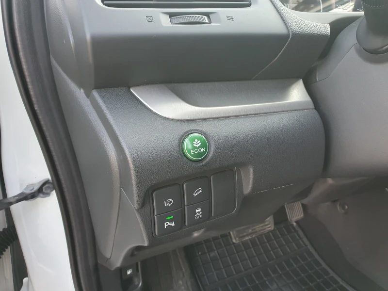 Honda Cr-v 2.2 I-DTEC 4WD, снимка 12 - Автомобили и джипове - 53154010