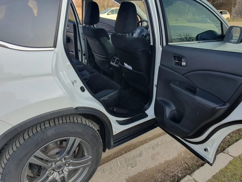 Honda Cr-v 2.2 I-DTEC 4WD, снимка 16 - Автомобили и джипове - 53154010