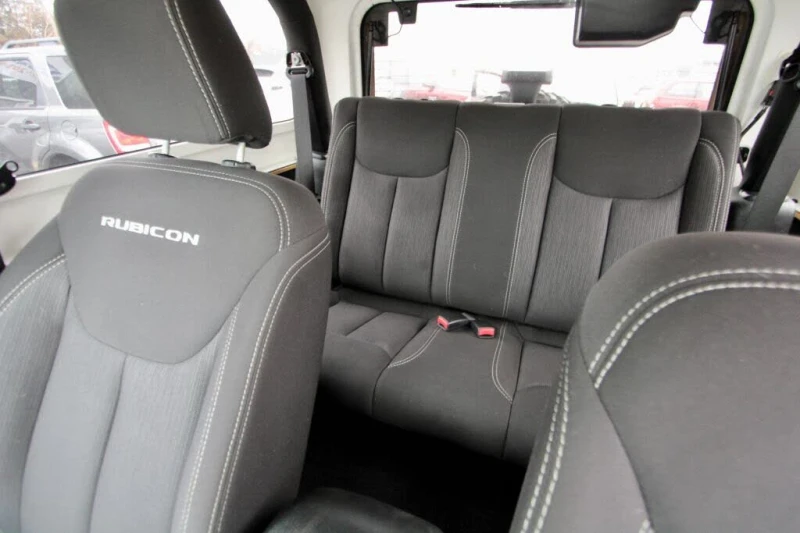 Jeep Wrangler Rubicon 4WD, снимка 12 - Автомобили и джипове - 53420783