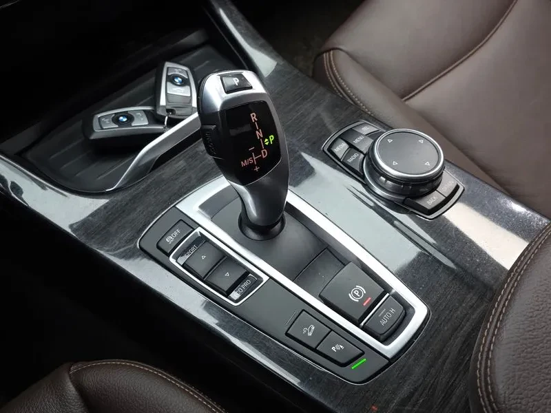 BMW X4 2.0d, снимка 9 - Автомобили и джипове - 54604991