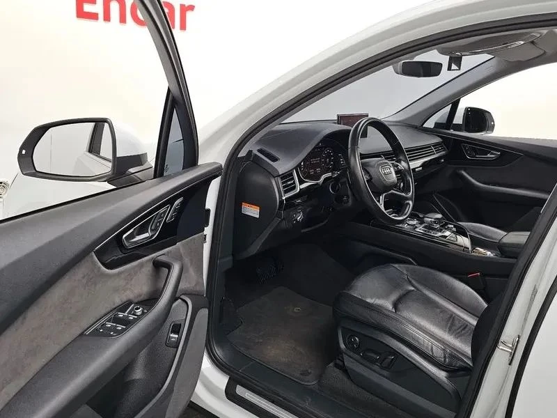 Audi Q7, снимка 9 - Автомобили и джипове - 56689828
