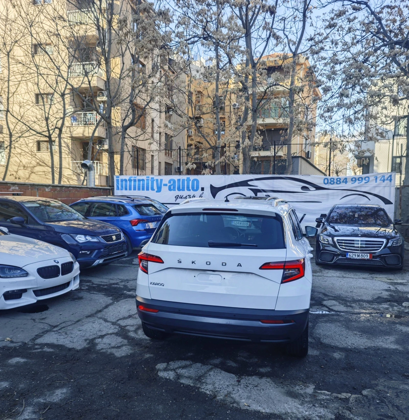 Skoda Karoq АВТОМАТ, НАВИ, КАМЕРА, ДИСТРОНИК, АМБИЕНТ - изображение 2