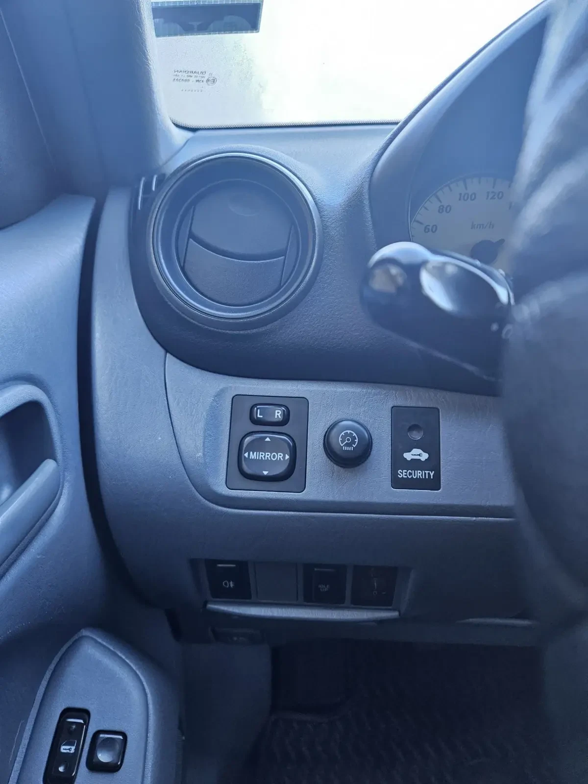 Toyota Rav4 2.0 D4D - изображение 8