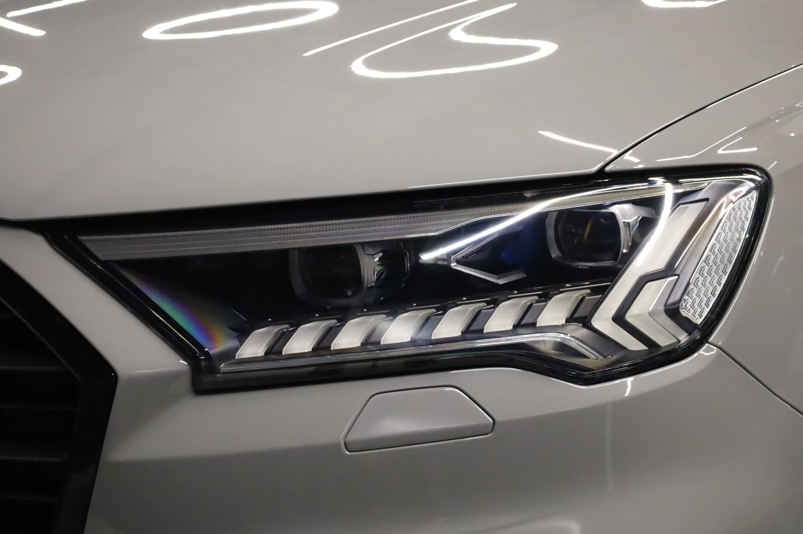 Audi Q7 3XS-LINE* COMPETITION* CARBON* B&O* 360* , снимка 4 - Автомобили и джипове - 52775088