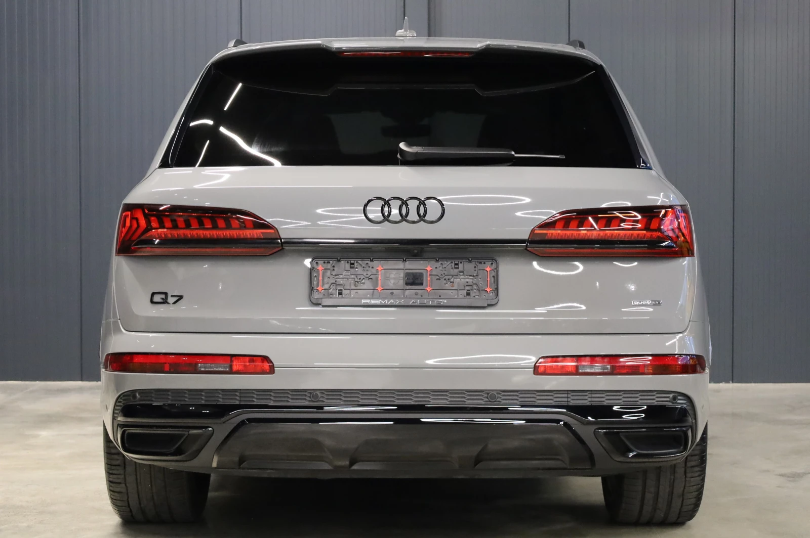 Audi Q7 3XS-LINE* COMPETITION* CARBON* B&O* 360* , снимка 7 - Автомобили и джипове - 52775088