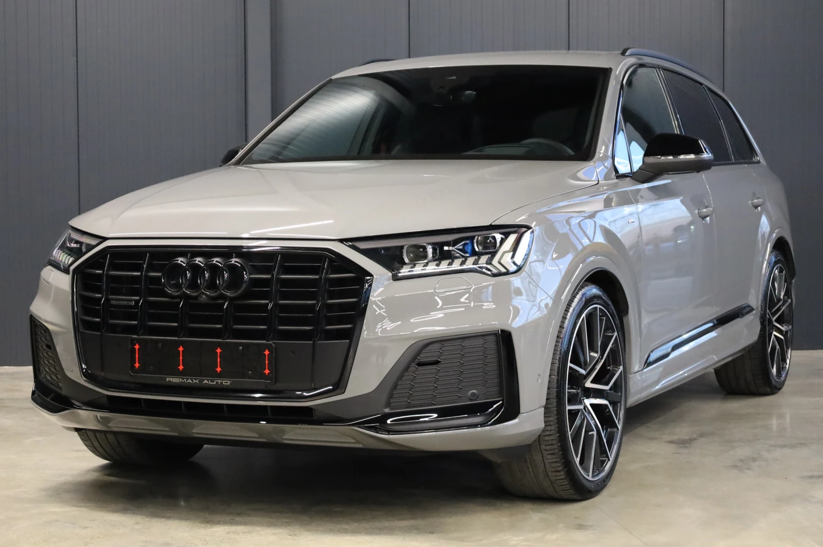 Audi Q7 3XS-LINE* COMPETITION* CARBON* B&O* 360* , снимка 5 - Автомобили и джипове - 52775088